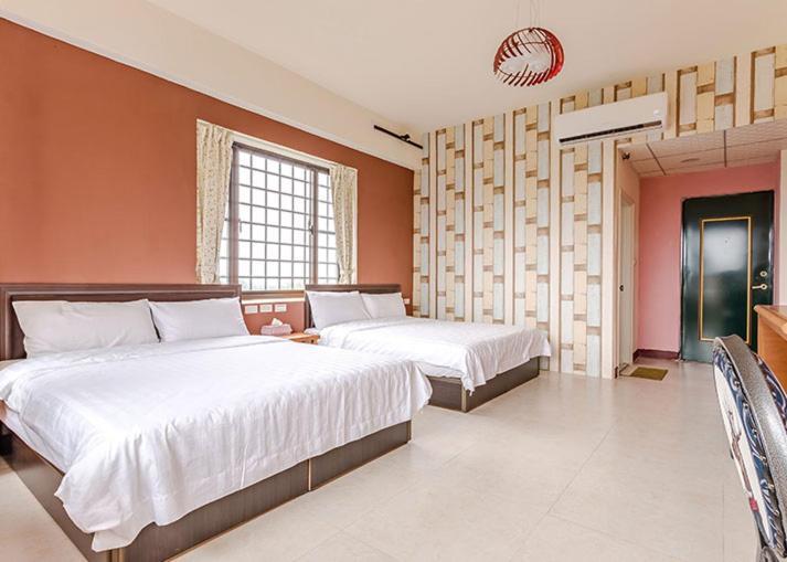 Moonlight Manor B&B T'ai-tung Kültér fotó